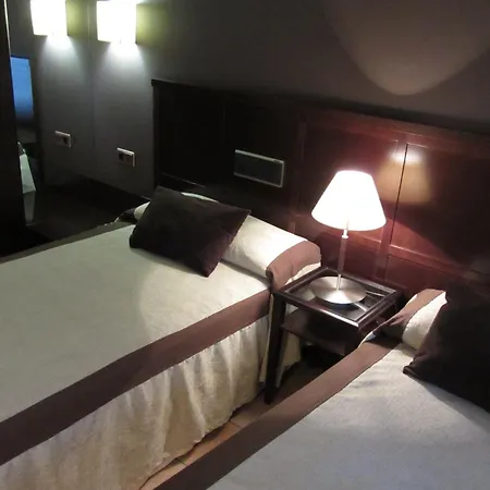 Hotel De 3*