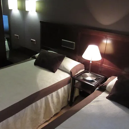 Hotel De 3*
