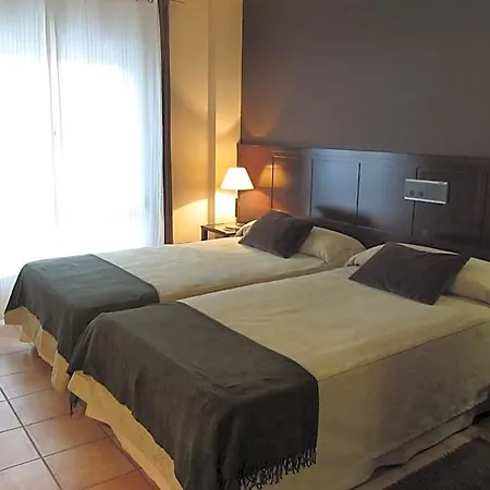 De 3*
